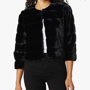NWT Calvin Klein Jewel Neck 3/4 Sleeve Faux Fur Boxy Cropped Jacket Women’s S